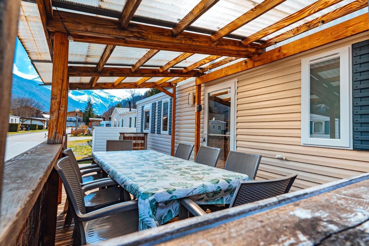 Bungalow 3 Chambres Pour 6 Pers Avec Climatisation Camping 3 Etoiles Samoëns Extérieur photo