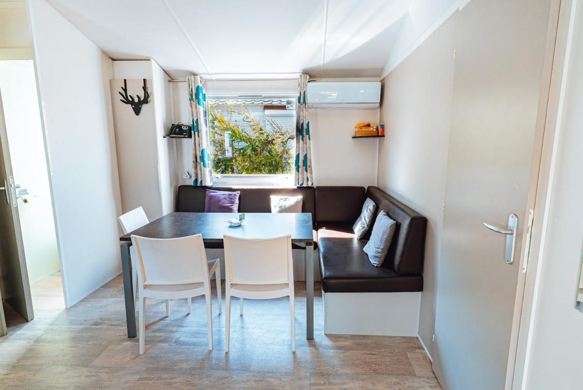 Bungalow 3 Chambres Pour 6 Pers Avec Climatisation Camping 3 Etoiles Samoëns Extérieur photo